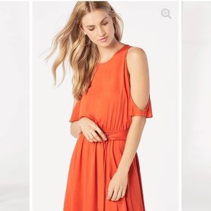 NWT JustFab Cold shoulder tie dress